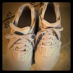 NEW Nike Huarache Rose pink 5.5y